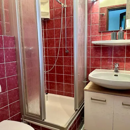 Apartment Mini Mit Pool Nutzung & Balkon *