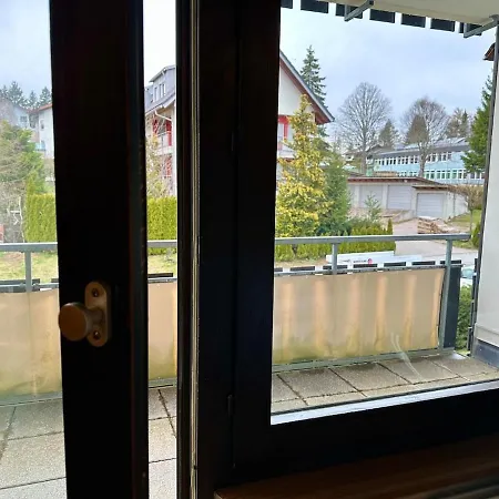 Mini Mit Pool Nutzung & Balkon