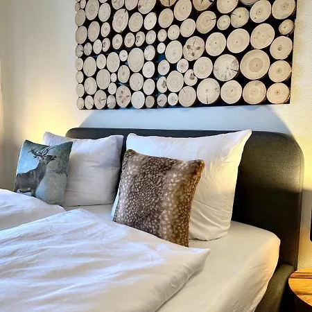 Mini Mit Pool Nutzung & Balkon Appartement